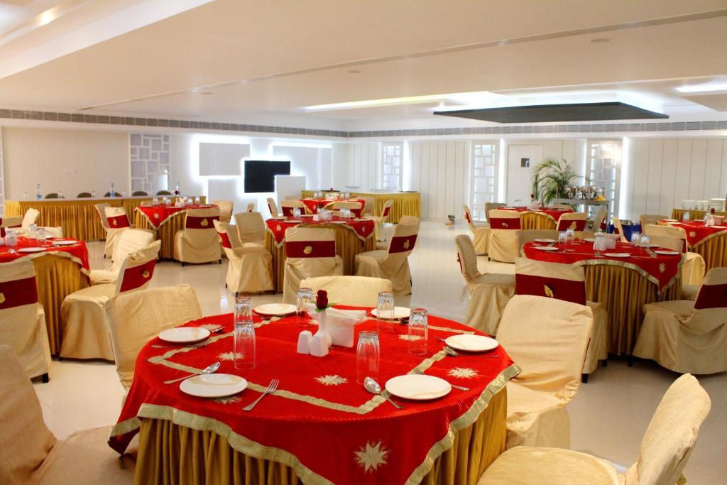 Rose Valley Orbit Hotel Siliguri Eksteriør bilde